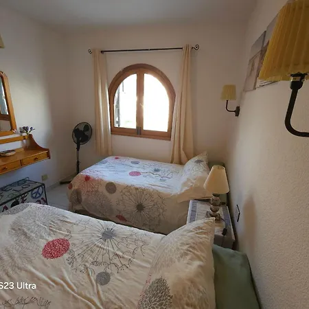 Apartment Luxurious With Private Terrace And Garden In Palmas
