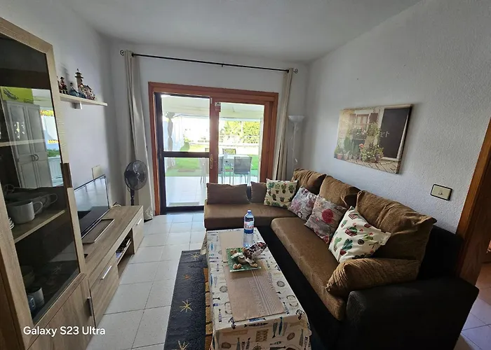 Luxurious With Private Terrace And Garden In Palmas 아파트