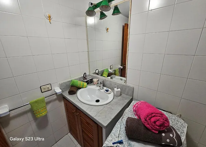 Luxurious With Private Terrace And Garden In Palmas 아파트