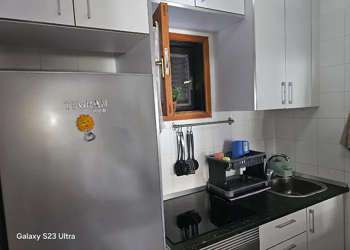 아파트 Luxurious With Private Terrace And Garden In Palmas