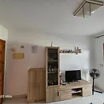 Apartment Luxurious With Private Terrace And Garden In Palmas