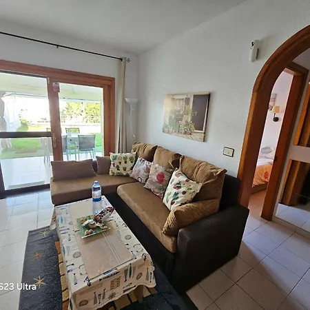 Apartment Luxurious With Private Terrace And Garden In Palmas