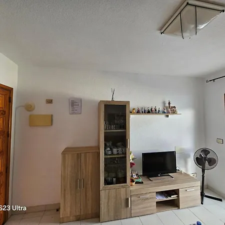 아파트 Luxurious With Private Terrace And Garden In Palmas