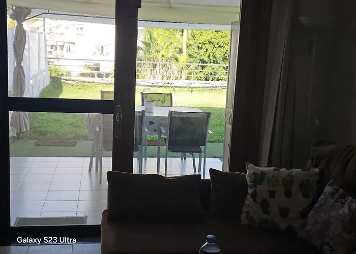 Luxurious With Private Terrace And Garden In Palmas