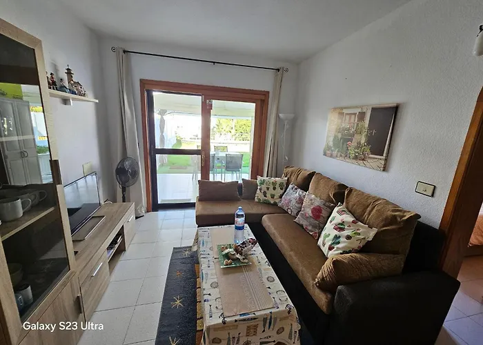 Luxurious With Private Terrace And Garden In Palmas Apartamento *