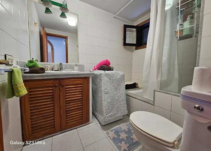 Luxurious With Private Terrace And Garden In Palmas