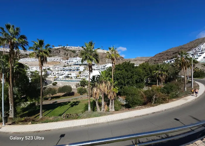 Apartamento Luxurious With Private Terrace And Garden In Palmas