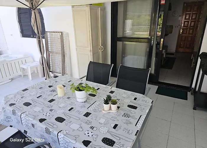 Apartment Luxurious With Private Terrace And Garden In Palmas *